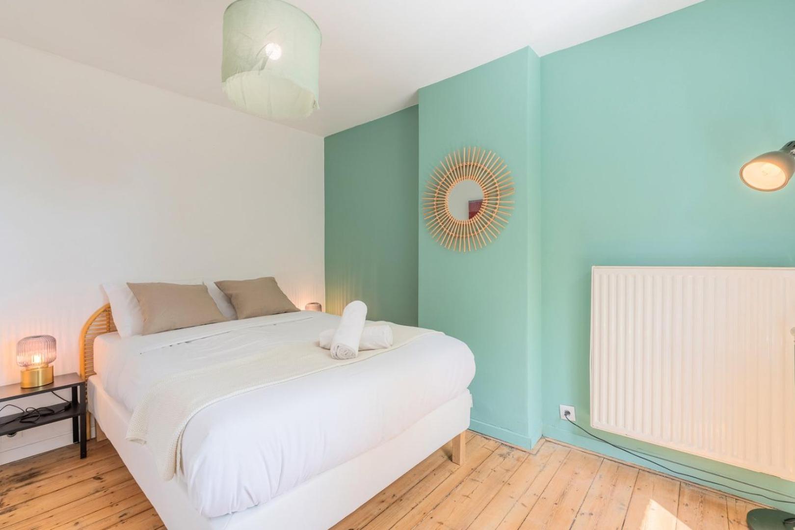 2 Bedroom House W/ Terrace, Near Train Stations & Metro Lille Exterior foto